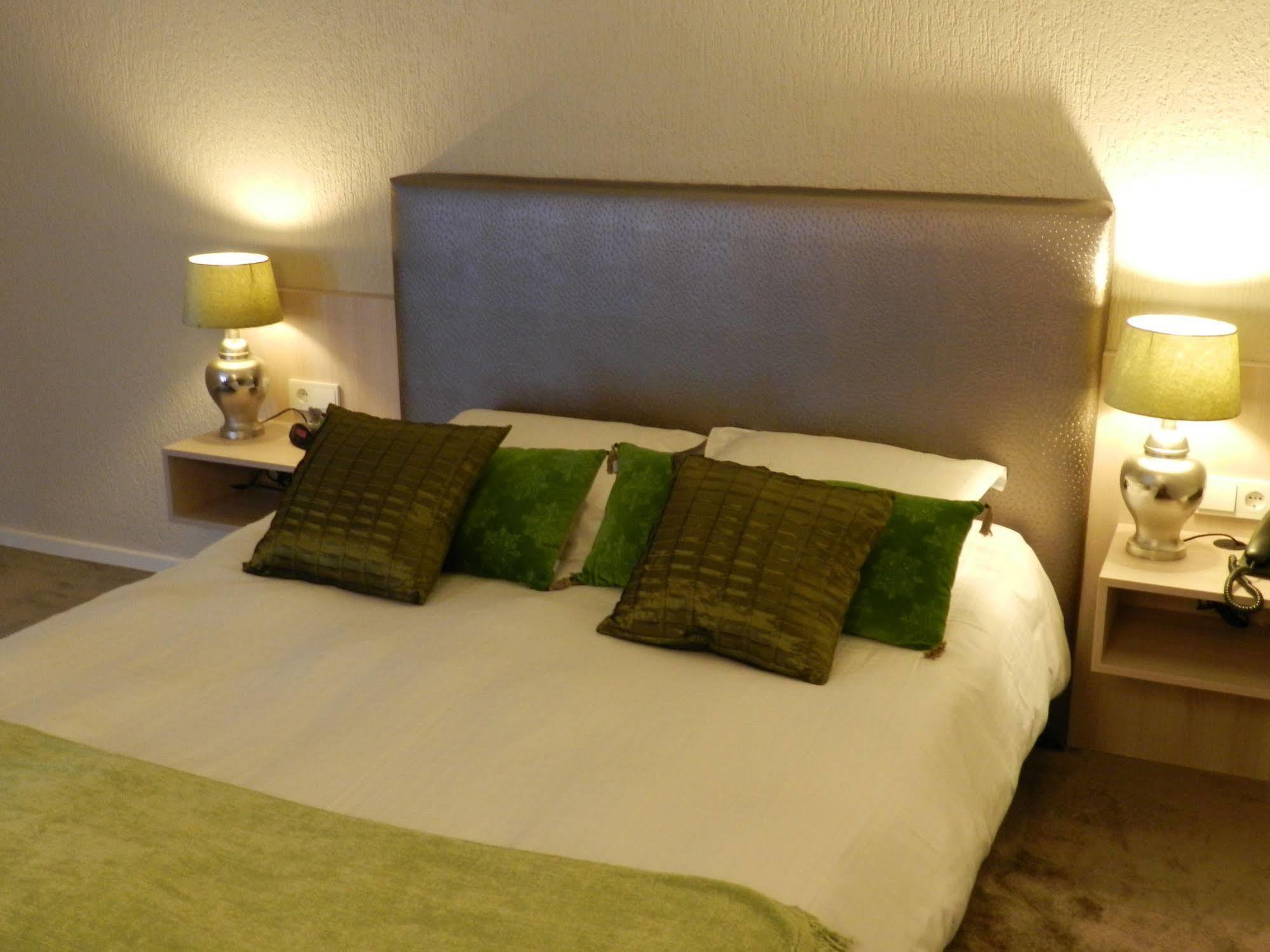 Hotel Edenpark Брюнсюм Экстерьер фото